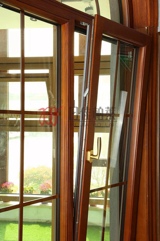 日佳柏莱铝包木门窗设计质量