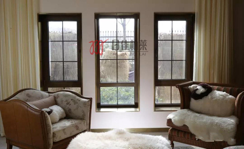 日佳柏莱铝包木门窗：冬季门窗密封的注意事项