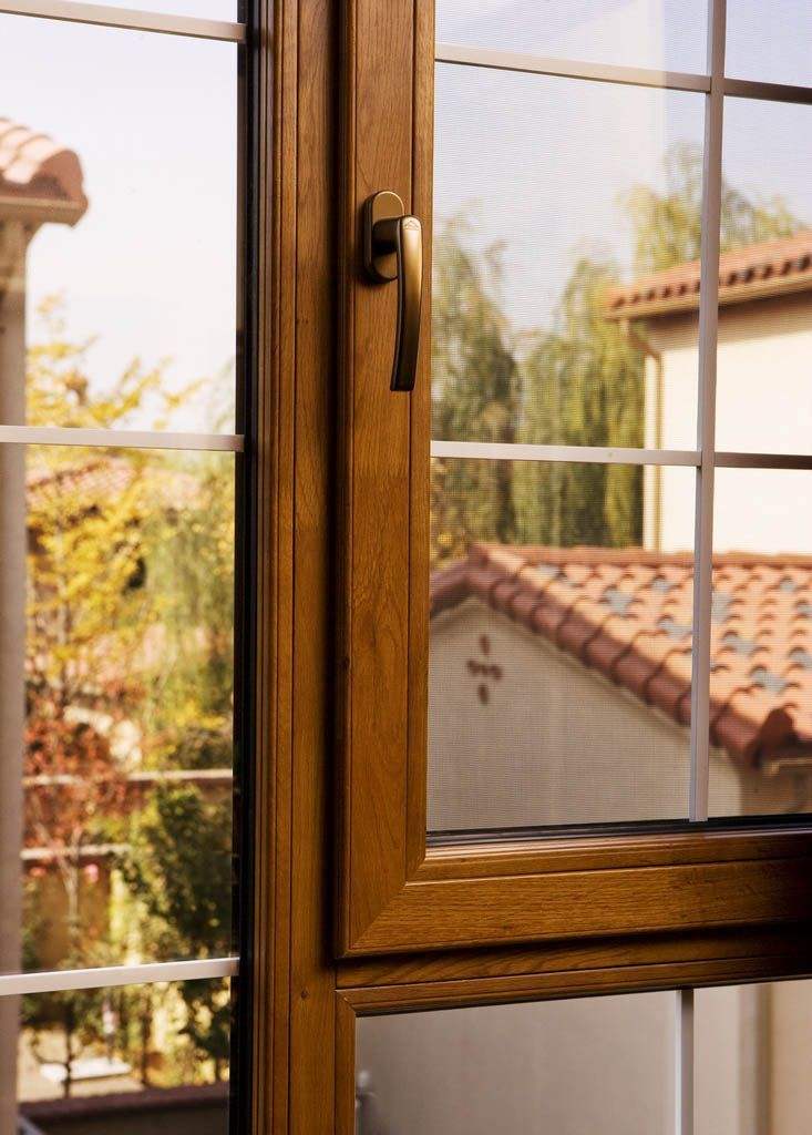 铝包木门窗的两种打开方式