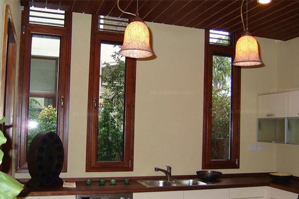 铝包木门窗颜色多元化，考虑不一样的室内装修风格